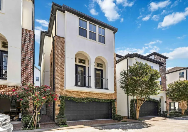 3rd image of 5723 Arabelle Lake, Houston, TX 77007 | MLS# 58204552