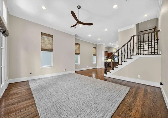 5th image of 5723 Arabelle Lake, Houston, TX 77007 | MLS# 58204552
