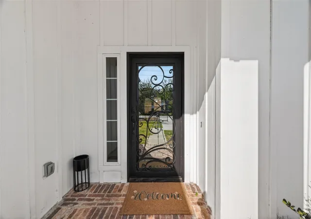 Photo 3 of Single family home for sale at 5121 Firnat St, Houston, TX 77016 | MLS# 90327353 | Listing updated on 2026-03-14