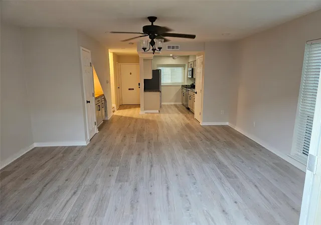 3rd image of 437 Bendwood Dr, Houston, TX 77024 | MLS# 56727448