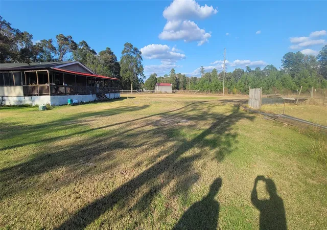 Photo 2 of Single family home for sale at 18500 Fm 2090 Rd, Conroe, TX 77306 | MLS# 43896752 | Listing updated on 2026-01-22