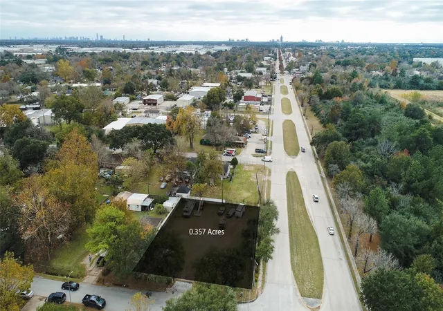 Photo 4 of Land for sale at 10155 Comanche Ln, Houston, TX 77041 | MLS# 20246298 | Listing updated on 2026-06-19