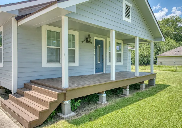 3rd image of 7804 Fm 834 E, Hull, TX 77564 | MLS# 92373745