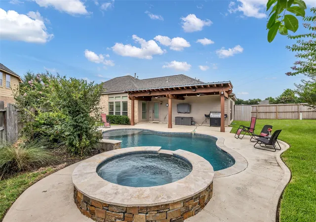 Homes for sale in Conroe, TX | 31803 Forest Park Trl, Conroe, TX 77385 | MLS# 70415831