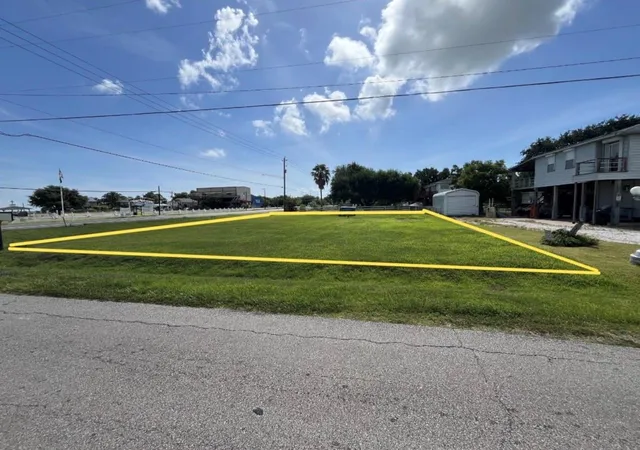 Photo 3 of Land for sale at 0 22nd Street, San Leon, TX 77539 | MLS# 28431863 | Listing updated on 2026-09-01