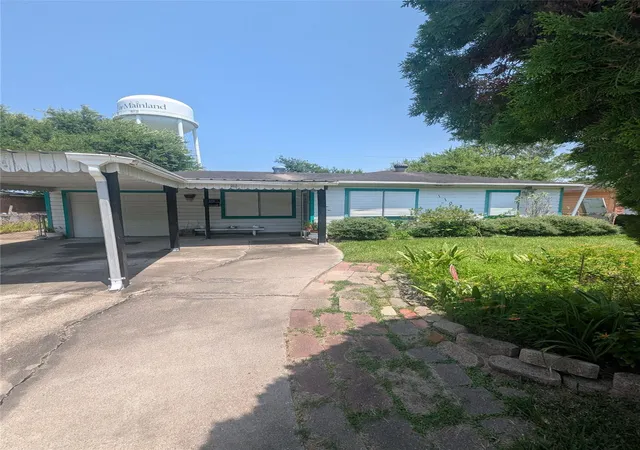 1st image of 1102 Appomattox Dr N, Texas City, TX 77591 | MLS# 46770292