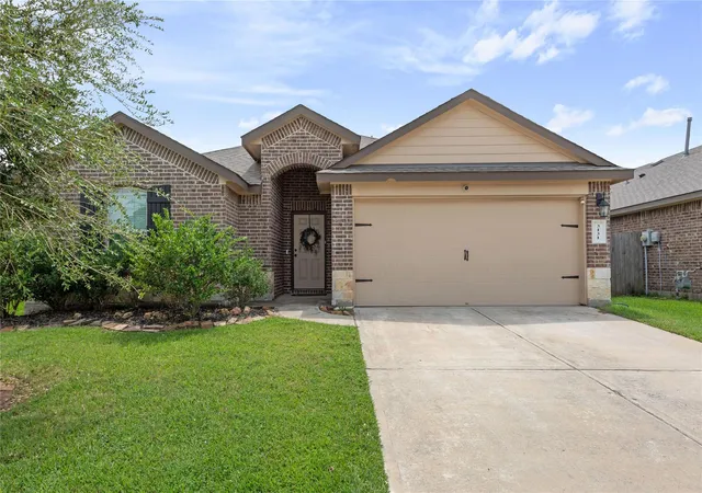 Photo 1 of Single family home for sale at 3131 Specklebelly Dr, Baytown, TX 77521 | MLS# 93266693 | Listing updated on 2026-09-17