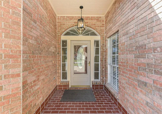 Homes for sale in Pearland, TX | 3810 E Peach Hollow Cir, Pearland, TX 77584 | MLS# 18668876