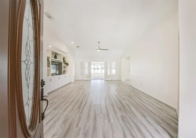 Homes for sale in Pearland, TX | 3810 E Peach Hollow Cir, Pearland, TX 77584 | MLS# 18668876