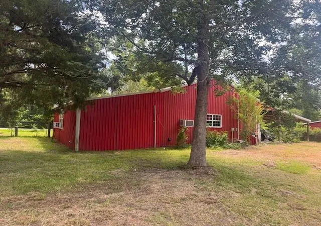 Photo 3 of Single family home for sale at 57 Kathryn Dr, Huntsville, TX 77320 | MLS# 73803007 | Listing updated on 2026-08-28