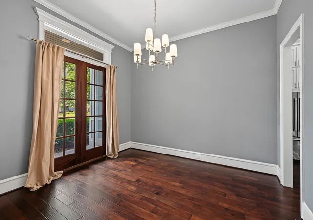 Photo 3 of Single family home for sale at 818 W 43rd Street, Houston, TX 77018 | MLS# 62391700 | Listing updated on 2026-09-13