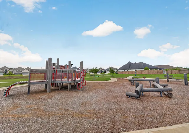 11th image of 13206 Pine Lake Bnd, Tomball, TX 77375 | MLS# 42072693