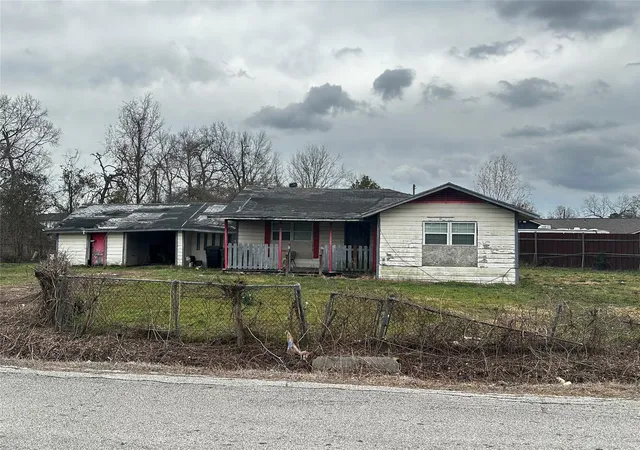2nd image of 8614 Fringewood Dr, Houston, TX 77028 | MLS# 37321174