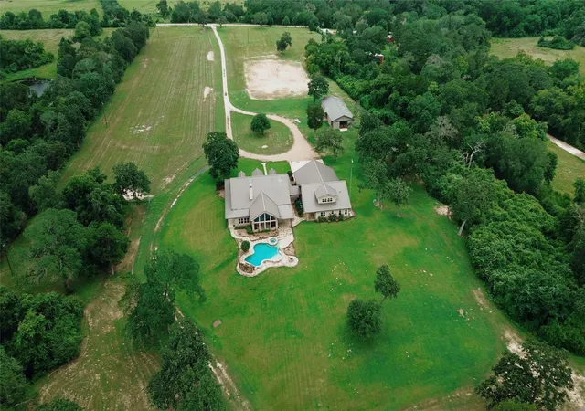 Photo 3 of Sale Pending at 6892 Palm Rd, Sealy, TX 77474 | MLS# 18184002 | Listing updated on 2026-09-21