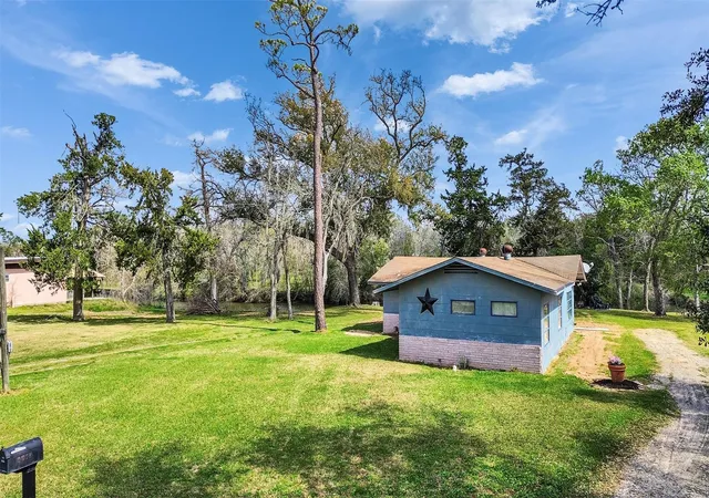 1st image of 3315 Saint Anne St, Liverpool, TX 77577 | MLS# 87556181