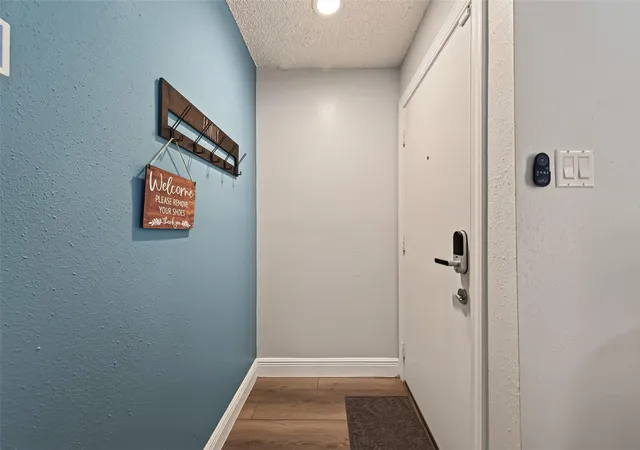 Photo 3 of Condo for sale at 7900 N Stadium Dr #258, Houston, TX 77030 | MLS# 95484410 | Listing updated on 2026-09-13