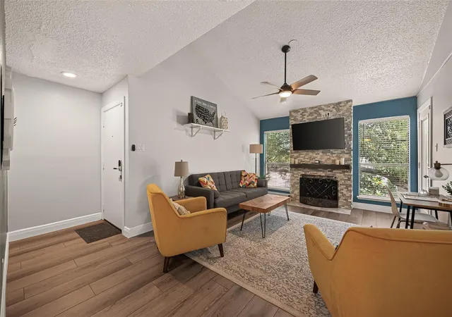Photo 4 of Condo for sale at 7900 N Stadium Dr #258, Houston, TX 77030 | MLS# 95484410 | Listing updated on 2026-09-13