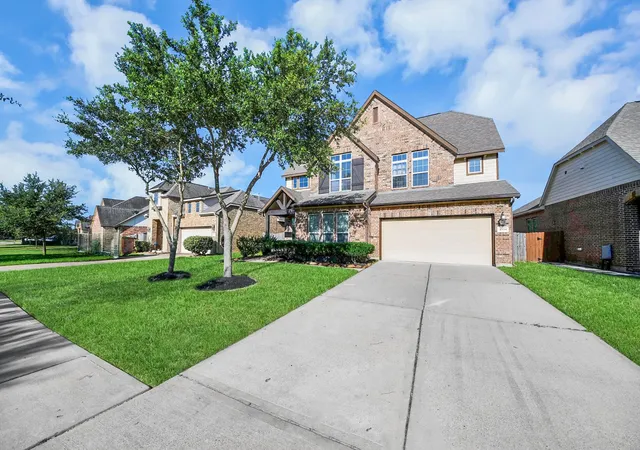 Photo 2 of Single family home for sale at 4834 Sunset Park Ln, Rosharon, TX 77583 | MLS# 22013052 | Listing updated on 2026-08-08