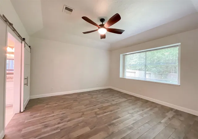 Photo 3 of Single family home for sale at 7107 Sweet Violet Trl, Humble, TX 77346 | MLS# 51664172 | Listing updated on 2026-09-17