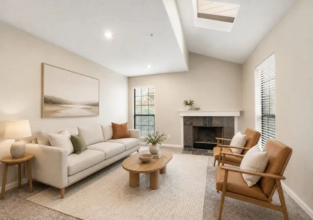 Photo 2 of Townhouse for sale at 10912 Gulf Fwy #38, Houston, TX 77034 | MLS# 53233068 | Listing updated on 2026-09-19