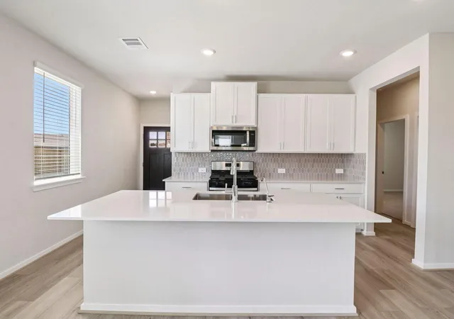 1st image of 29135 Samuel Gardens Ct, Waller, TX 77484 | MLS# 75857163