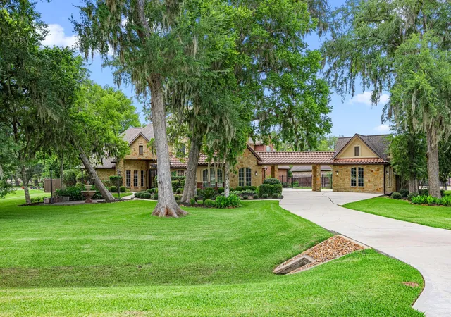 1st image of 3415 Wellspring Lake Dr, Fulshear, TX 77441 | MLS# 89896585