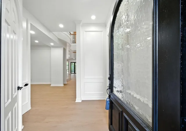 5th image of 12625 Memorial Dr #180, Houston, TX 77024 | MLS# 39485973