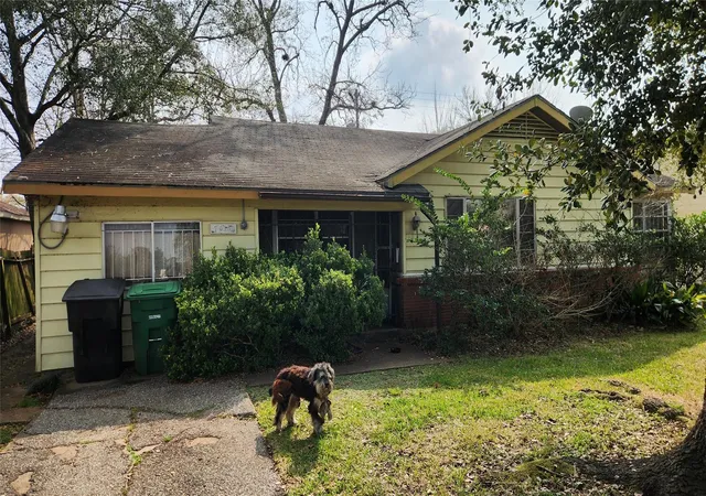 1st image of 7019 Sherwood Dr, Houston, TX 77021 | MLS# 19947043