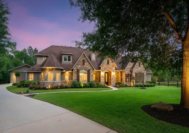 2nd image of 6926 Comanche Bnd, Montgomery, TX 77316 | MLS# 8360114