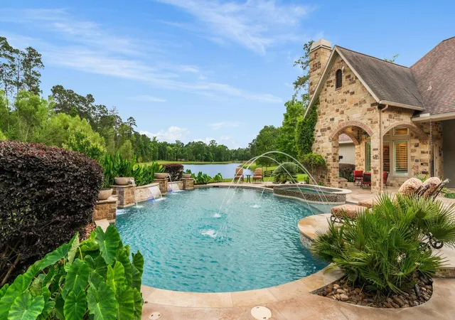 5th image of 6926 Comanche Bnd, Montgomery, TX 77316 | MLS# 8360114