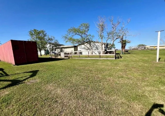 Photo 1 of Single family home for sale at 5107 County Rd 469, Brazoria, TX 77422 | MLS# 87123875 | Listing updated on 2026-09-17