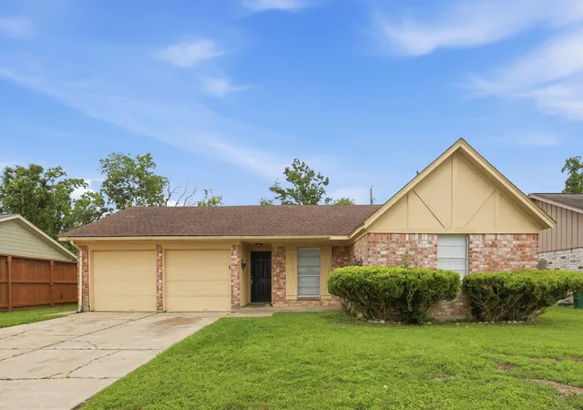 Photo 1 of Sale Pending at 15119 Bathurst Dr, Houston, TX 77053 | MLS# 61876684 | Listing updated on 2026-08-20