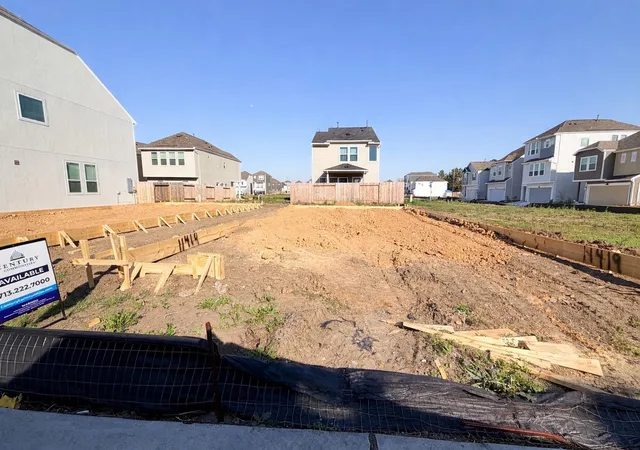 2nd image of 11419 Velvet Field Dr, Houston, TX 77047 | MLS# 42734516