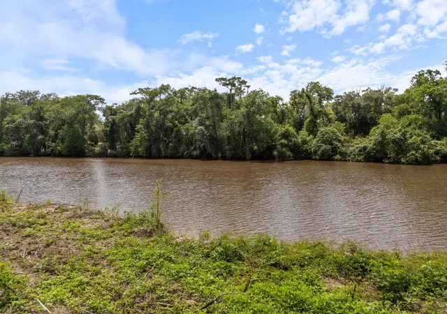 Photo 3 of Land for sale at 4610 Fm 522 Rd, Brazoria, TX 77422 | MLS# 74627315 | Listing updated on 2026-08-07