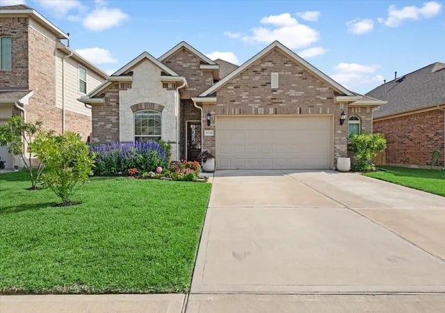 Photo 1 of Sale Pending at 31514 Elkcreek Bend Dr, Hockley, TX 77447 | MLS# 96668162 | Listing updated on 2026-09-10