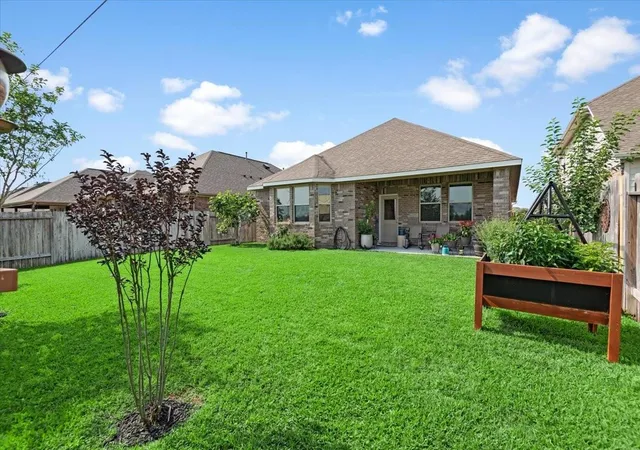 Photo 2 of Sale Pending at 31514 Elkcreek Bend Dr, Hockley, TX 77447 | MLS# 96668162 | Listing updated on 2026-09-10