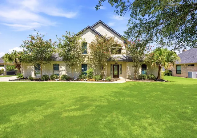 1st image of 1606 Bayou Breeze Dr, Baytown, TX 77523 | MLS# 64422490