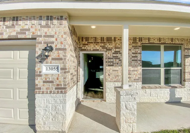 Photo 4 of Single family home for sale at 13055 Clearview Dr, Willis, TX 77318 | MLS# 57205107 | Listing updated on 2026-08-18