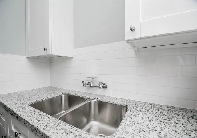 5th image of 2824 Dalton St, Houston, TX 77017 | MLS# 15220642