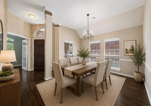 4th image of 3118 Valley Ct, Manvel, TX 77578 | MLS# 75360482