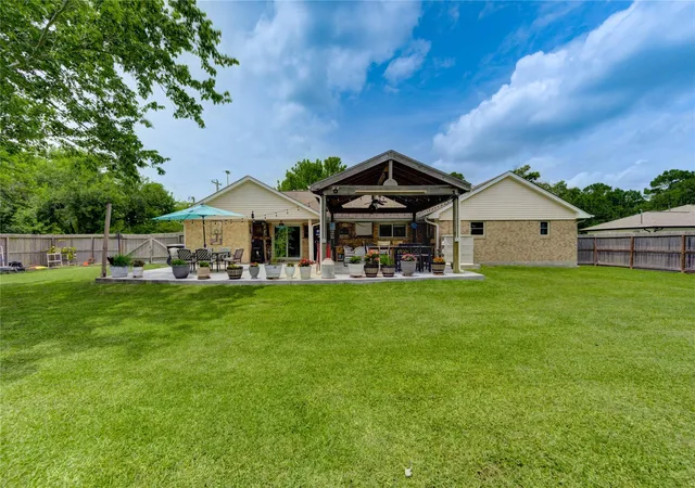 5th image of 2465 Ryan Dr, Alvin, TX 77511 | MLS# 35111315