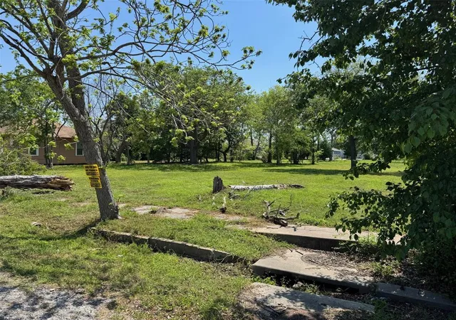 Photo 3 of Land for sale at 530 El Paso Ave, Port Arthur, TX 77640 | MLS# 71451749 | Listing updated on 2025-04-21