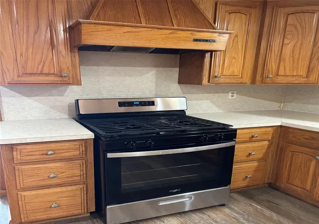 Photo 4 of Single family home for sale at 307 Hafer St, Baytown, TX 77520 | MLS# 66149964 | Listing updated on 2026-08-28