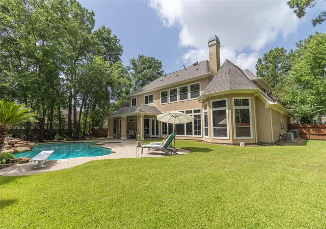 Photo 2 of Single family home for sale at 1614 Lake Wilderness Ln, Kingwood, TX 77345 | MLS# 35462189 | Listing updated on 2026-09-12