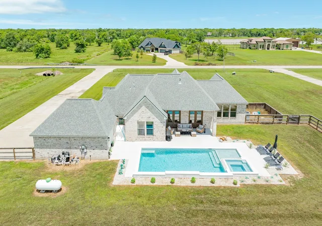 Photo 3 of Sale Pending at 32819 Amberjack Dr, Richwood, TX 77515 | MLS# 25911759 | Listing updated on 2026-08-20