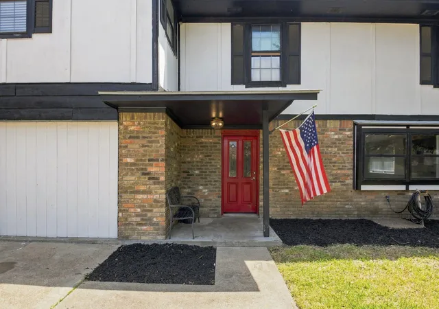 45th image of 2011 Avenue T, Huntsville, TX 77340 | MLS# 78341320
