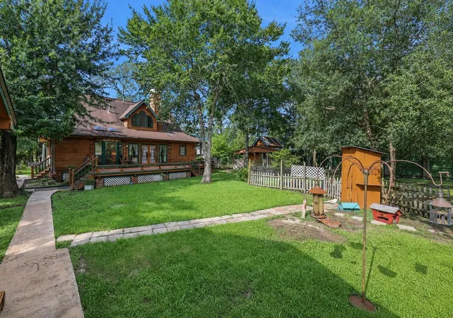4th image of 219 Harris Rd, Highlands, TX 77562 | MLS# 14661446