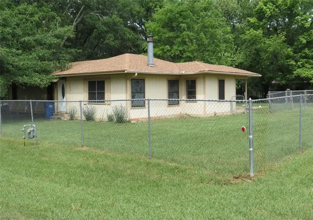 Homes for sale in New Waverly, TX | 380 Keeland Dr, New Waverly, TX 77358 | MLS# 95554240