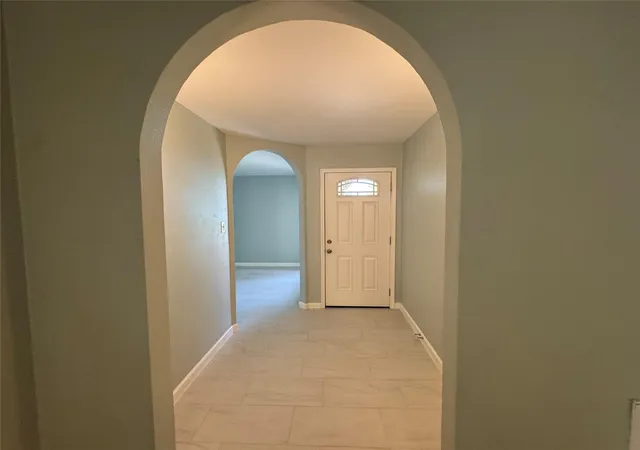 5th image of 5002 Louise St, Seabrook, TX 77586 | MLS# 84069256