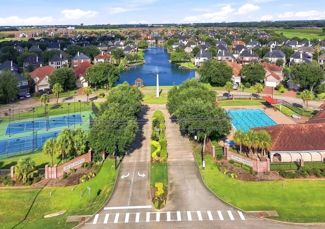 50th image of 14310 Manorbier Ln, Sugar Land, TX 77498 | MLS# 27212429